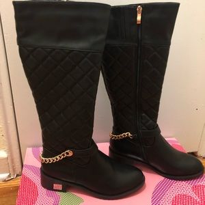 Black high winter boots